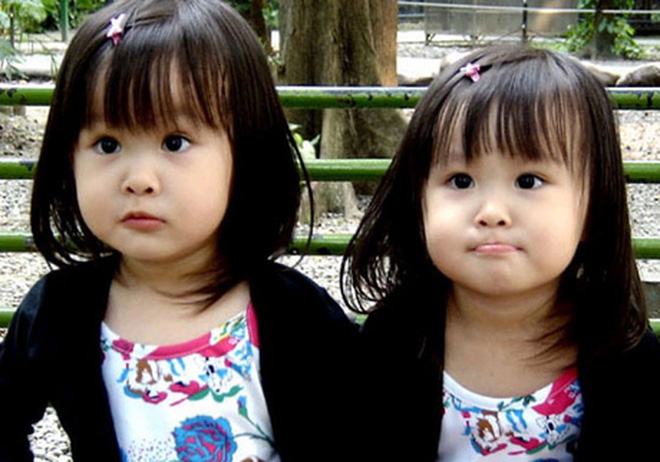 Cặp song sinh đẹp nhất Đài Loan, gây bão cả châu Á khi mới 3 tuổi: Học siêu giỏi, ngoại hình hiện tại lột xác đến ngỡ ngàng - ảnh 4