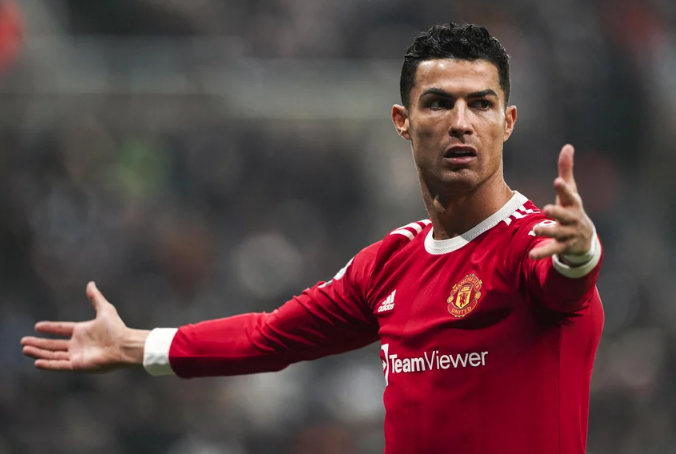 Ronaldo xứng đáng nhận được sự tôn trọng từ các đồng đội ở M.U - ảnh 1