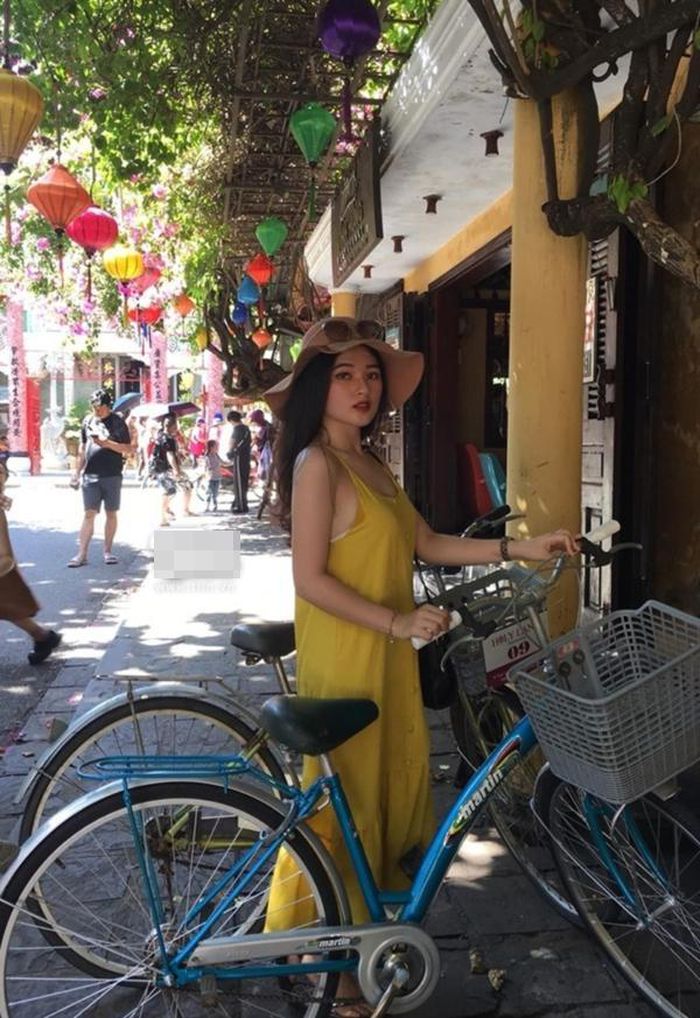Hot girl Instagram Việt đẹp lạ, chỉ mặc gợi cảm khi chụp hình - ảnh 14