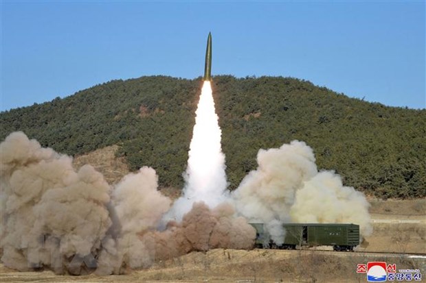 Yonhap: Triều Tiên lại phóng vật thể được cho là tên lửa hành trình - ảnh 1
