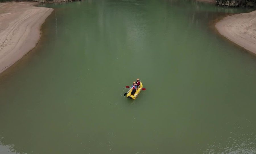 Chèo kayak khám phá động Phong Nha về đêm - ảnh 12