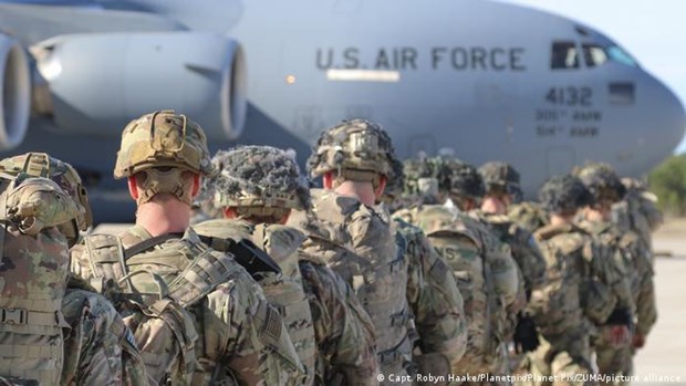 Mỹ sẵn sàng triển khai gần 10.000 binh sỹ đến châu Âu - ảnh 1