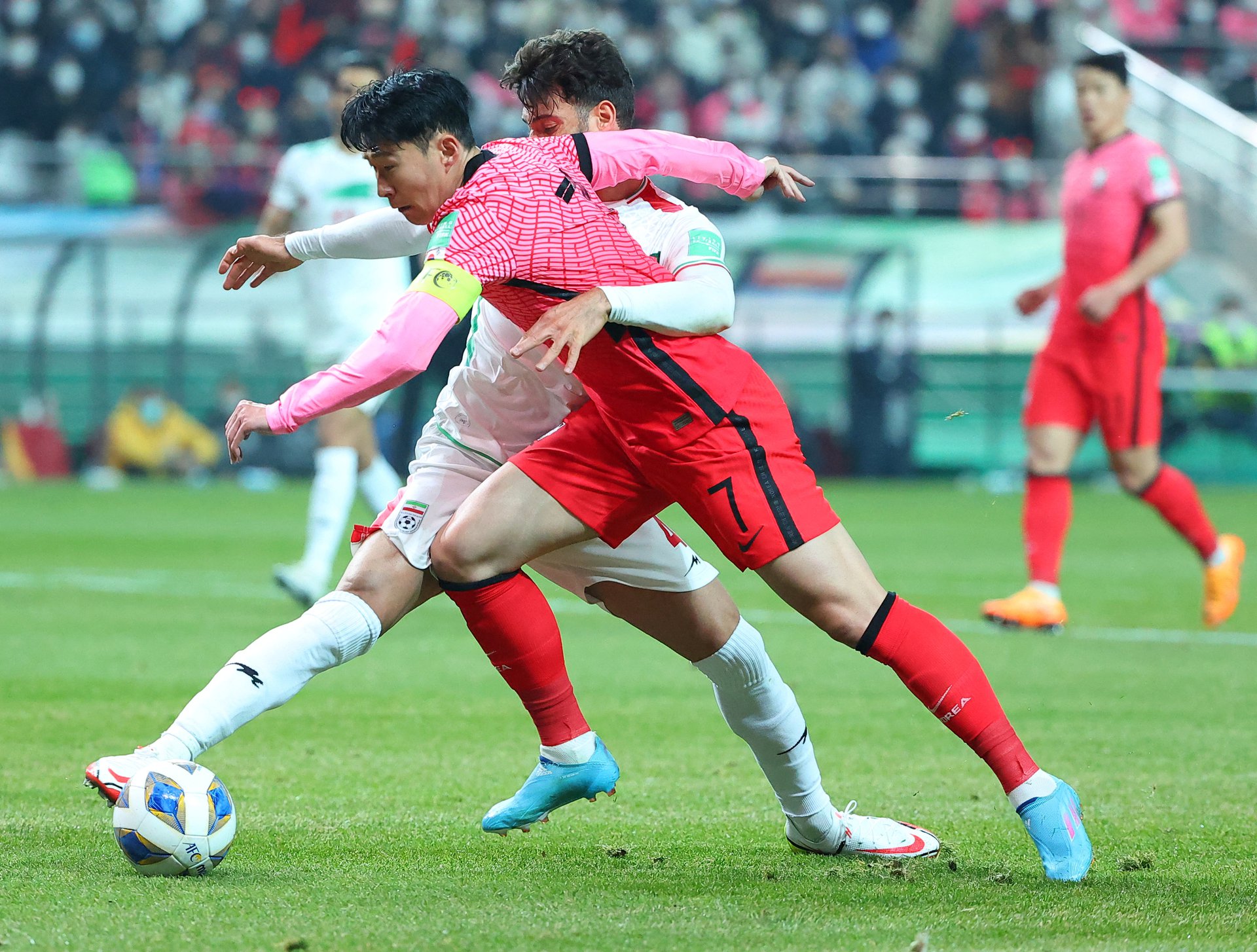 Yêu cầu chuyển nhượng của Son Heung-min khi Antonio Conte để mắt tới 5 mục tiêu