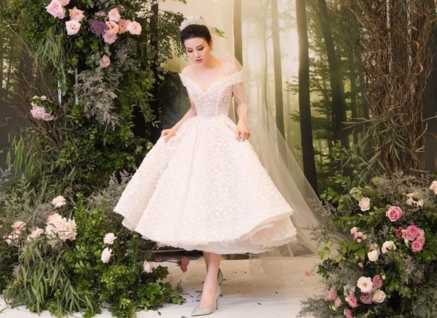 5 xu hướng váy cưới tuyệt đẹp cho năm 2022 - ảnh 4