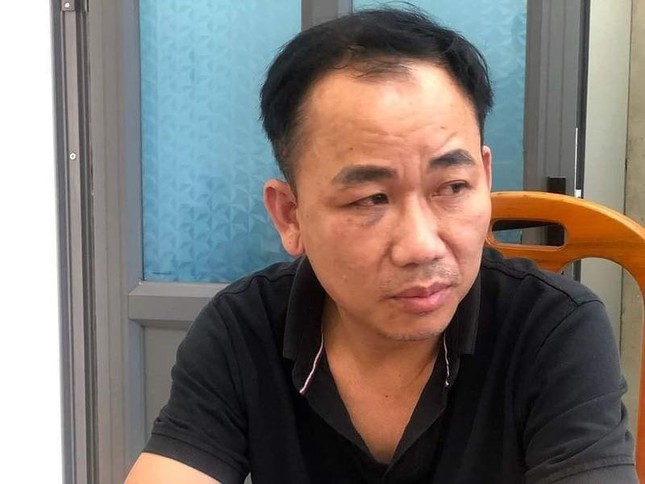 Tài xế ô tô Mercedes truy sát chết người ở Bình Thuận khai gì? - ảnh 1