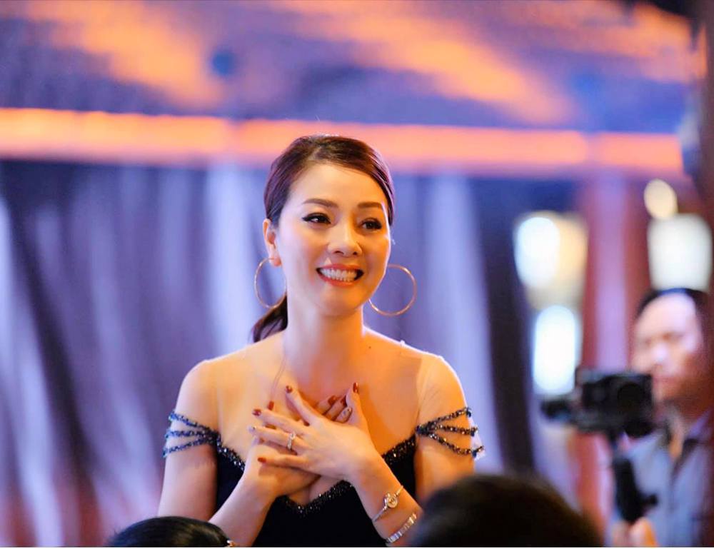 Hoa hậu Quý bà Hoàng Yến sau 13 năm đăng quang: Cuộc sống sung túc, U50 như gái đôi mươi - ảnh 2
