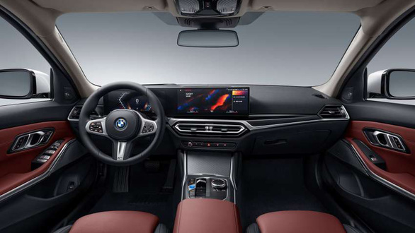 BMW 3-Series 2022 lộ diện: Đèn pha mảnh hơn, nội thất mới, Mercedes C-Class cần cảnh giác - ảnh 6