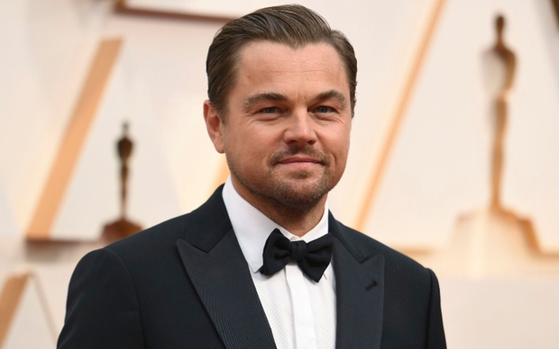 Leonardo DiCaprio: Mỹ nam Titanic bị Juliet cạch mặt, cặp kè toàn mỹ nhân kém chục tuổi và cú lột xác ngoạn mục với tượng vàng Oscar - ảnh 1