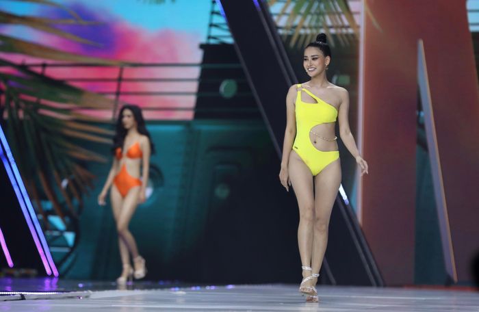 Mẫu áo tắm một mảnh ở bán kết Hoa hậu Hoàn vũ Việt Nam - ảnh 4