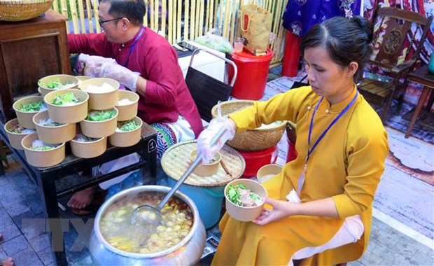 Festival Huế 2022: Đặc sắc Lễ hội 100 món ẩm thực đường phố - ảnh 1