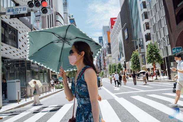 Hàng trăm người nhập viện do nắng nóng kỷ lục tại Nhật Bản - ảnh 1