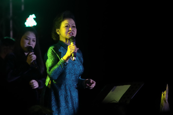 Khánh Ly hát Gia tài của mẹ không đăng ký trước: Sẽ nhắc nhở đơn vị tổ chức - ảnh 1