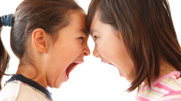 5 dấu hiệu cảnh báo con bạn đang có những tình bạn không lành mạnh: Cha mẹ cần can thiệp ngay trước khi quá muộn! - ảnh 4