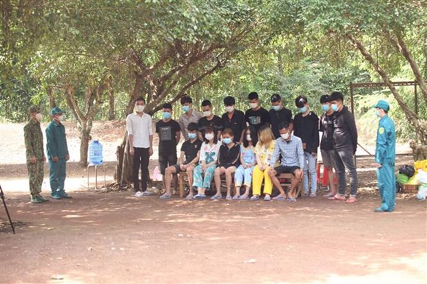 Tây Ninh: Cảnh báo bẫy lừa đảo ''làm việc nhẹ, lương cao'' tại Campuchia - ảnh 1