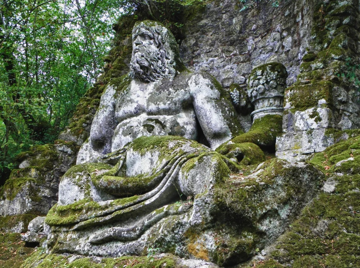 Công viên quái vật huyền bí gần 500 năm tuổi ở Italy - ảnh 8