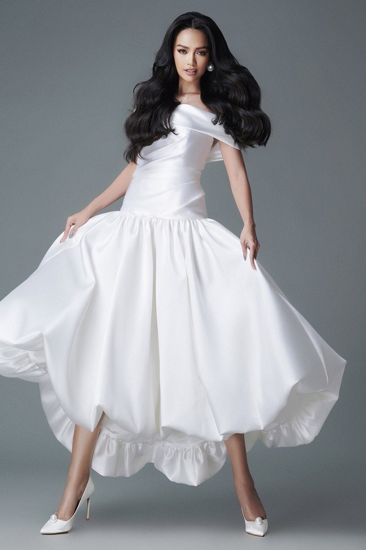 Hoa hậu Ngọc Châu đẹp sắc nét cùng loạt đầm sắc trắng tinh khôi - ảnh 7