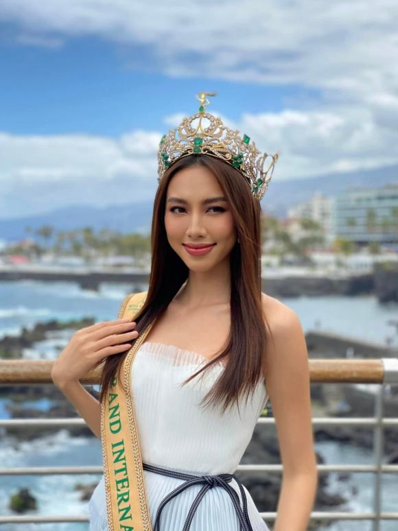 Hoa hậu Thùy Tiên diện bikini 2 mảnh nóng bỏng, đẳng cấp nhan sắc cùng body không làm ai thất vọng - ảnh 10