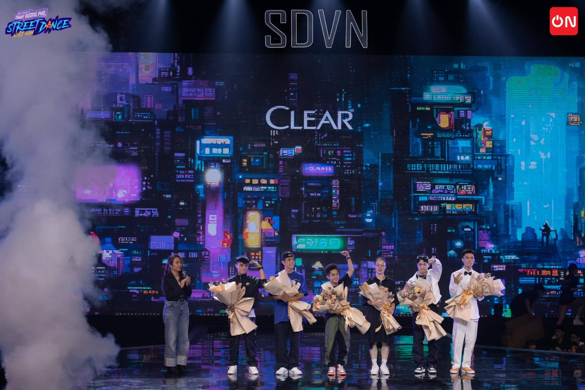CLEAR thưởng nóng 600 triệu cho các thí sinh ngay đêm chung kết Street Dance Việt Nam, lan tỏa thông điệp “Đầu Lạnh Tim Nóng” bằng chuỗi hành động thiết thực - ảnh 3