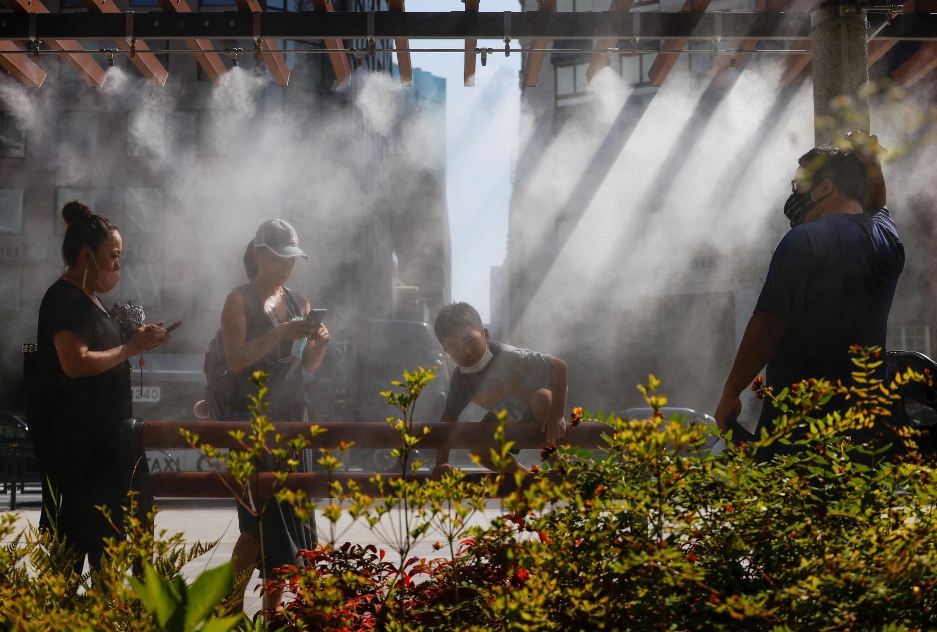 Người Việt oằn mình trước nắng nóng và giá điện leo dốc ở Nhật - ảnh 5