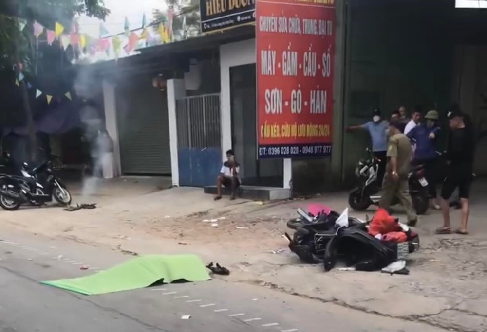 Camera vụ xe tải vượt ẩu khiến vợ chồng trẻ tử vong thương tâm ở Thái Nguyên - ảnh 1
