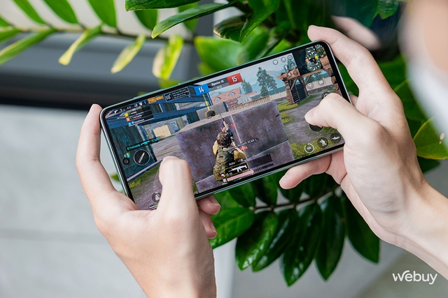 Có nhiều lựa chọn khác nhưng vì sao tôi vẫn chọn Galaxy A73 khi chơi game mobile? - ảnh 3