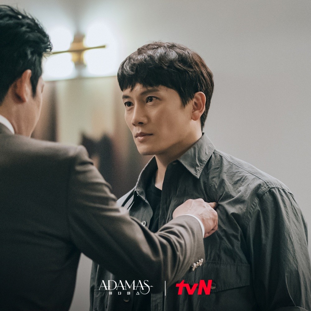 ‘Nữ Luật Sư Kỳ Lạ Woo Young Woo’ tiếp tục giảm tỷ suất người xem, phim của Ji Sung tăng nhẹ - ảnh 2