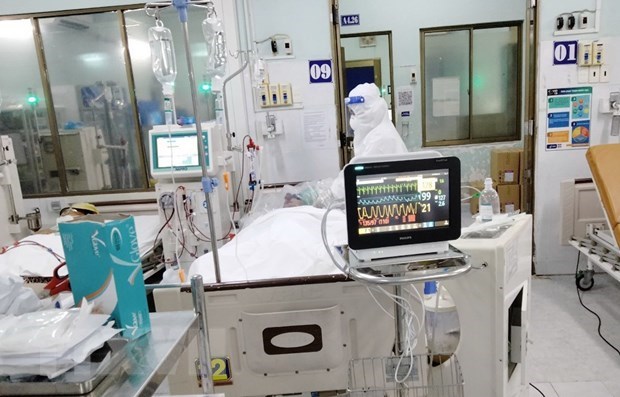 Thành phố Hồ Chí Minh: Thêm 5 trường hợp nhập viện do ngộ độc Methanol - ảnh 1