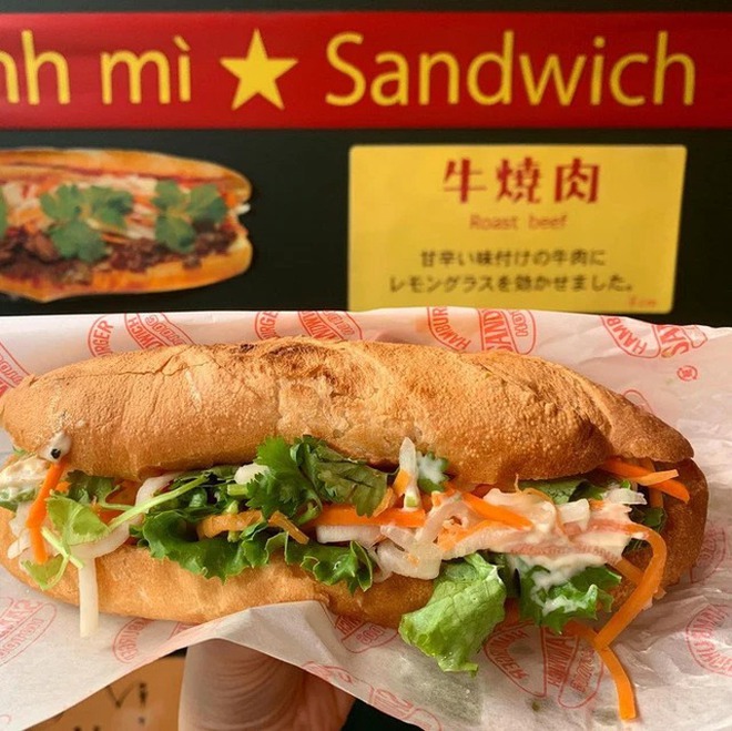 Việt Nam có 6 tiệm bánh mì “xuất ngoại” vang dội, khách nước ngoài phải xếp hàng dài chờ đến lượt - ảnh 8