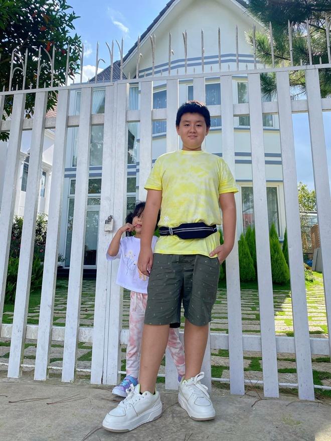 Giảm 30kg sau sinh, Lê Phương giờ gầy hơn cả con trai 10 tuổi - ảnh 8