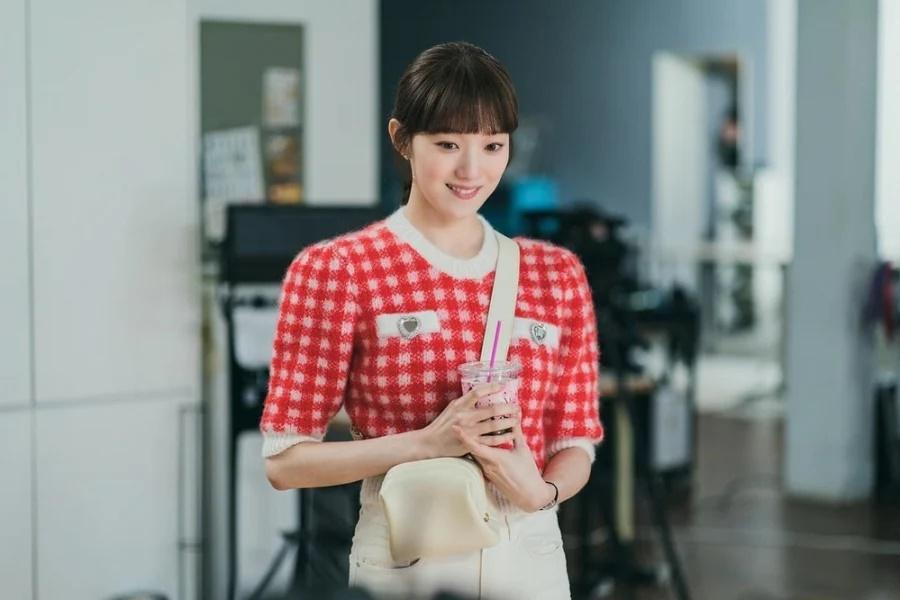 Style 5 nữ chính phim Hàn 2022: Park Min Young phong độ bất bại - ảnh 11