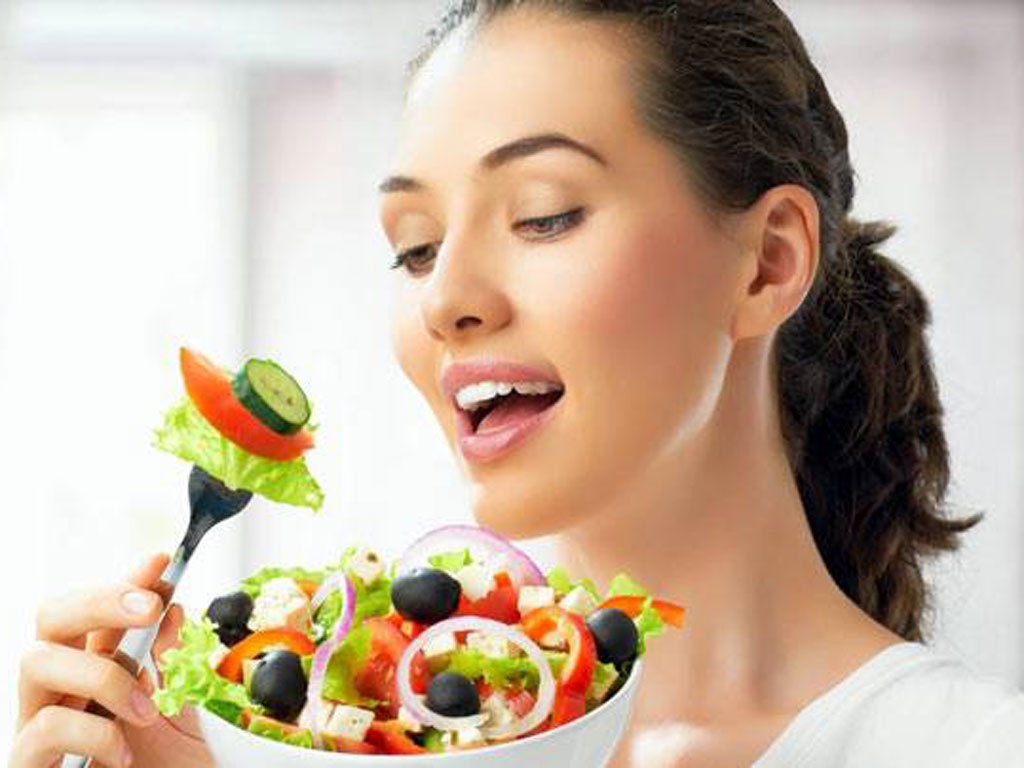 Chuyên gia dinh dưỡng: Đây là 5 mẹo giảm cân lành mạnh - ảnh 1