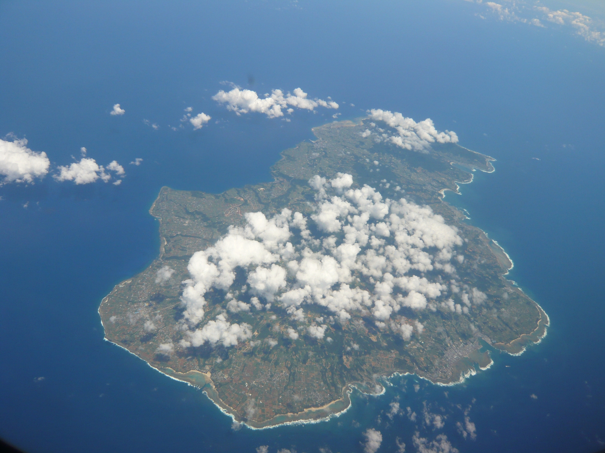 Điểm danh những ''hòn đảo thiên đường'' ở châu Á: CNN gọi tên Côn Đảo của Việt Nam - ảnh 7