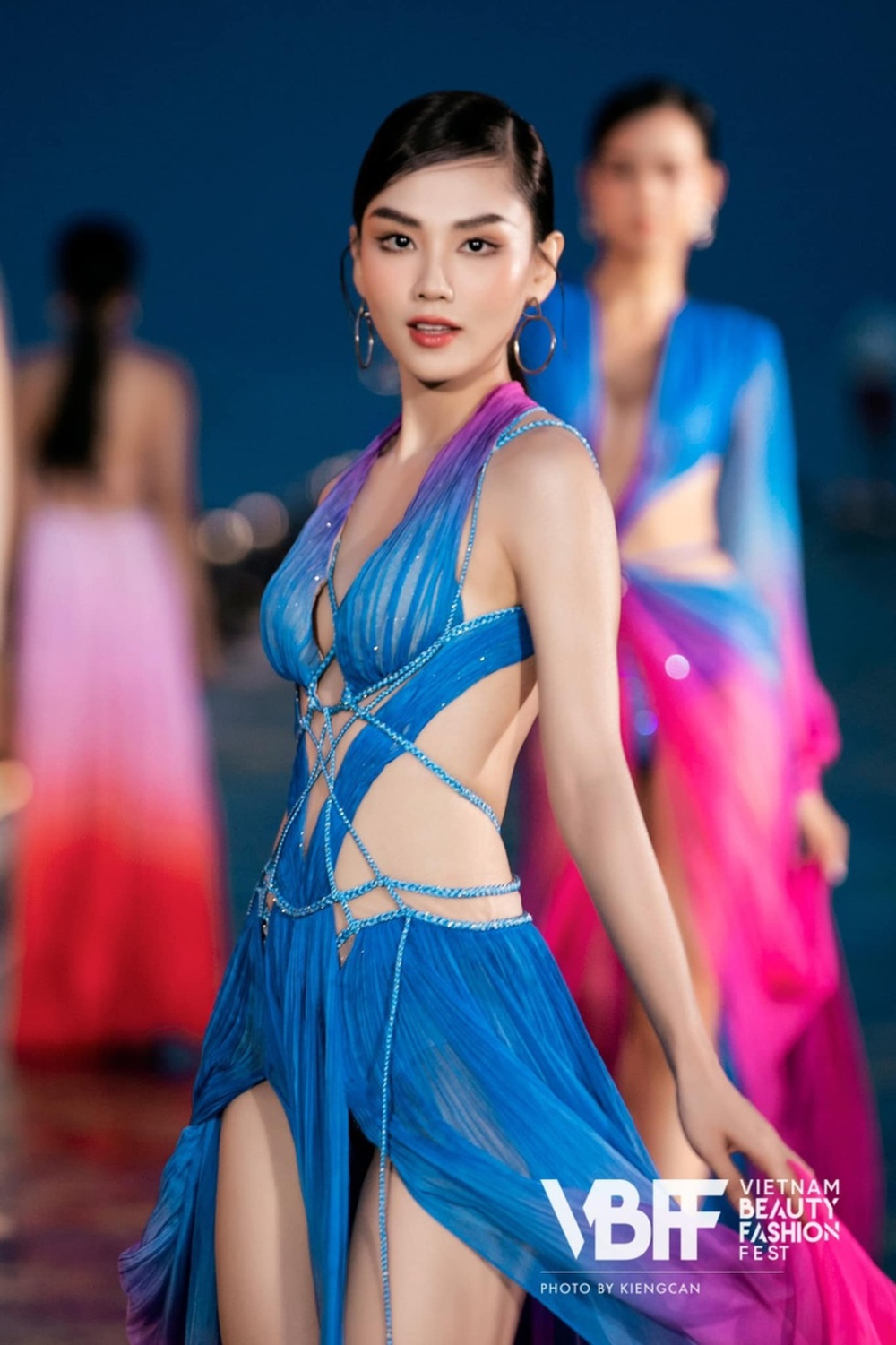 Sắc vóc cùng học vấn đáng nể của tân Hoa hậu Thế giới Việt Nam 2022 - ảnh 1