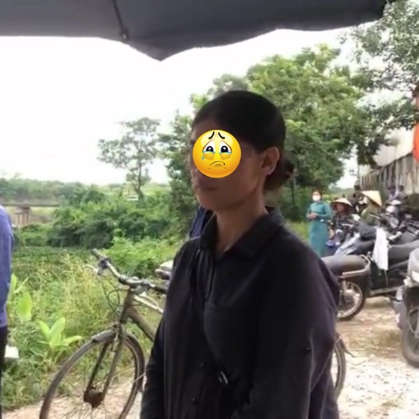 Đau lòng cảnh mẹ cô gái mất tích tại Hà Nội luôn túc trực tìm kiếm con - ảnh 1