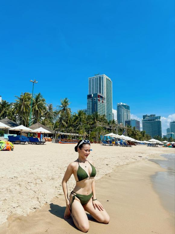 Mỹ nhân Việt lên đồ bikini, áo tắm nóng bỏng mắt khiến dân tình ''u mê'' không lối thoát - ảnh 10