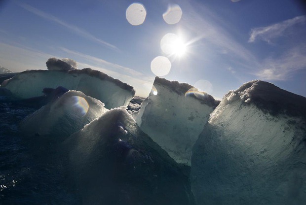 Bắc Cực nóng lên nhanh gấp 4 lần so với phần còn lại của Trái đất - ảnh 1