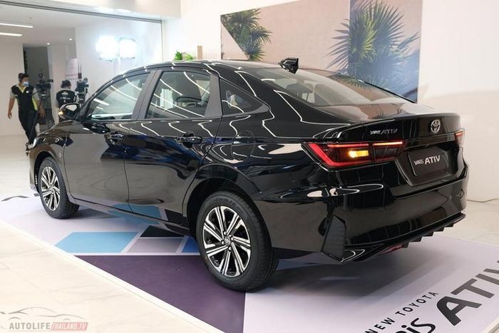 Toyota Vios 2023 Smart giá rẻ, chỉ 378 triệu đồng có gì hấp dẫn? - ảnh 2
