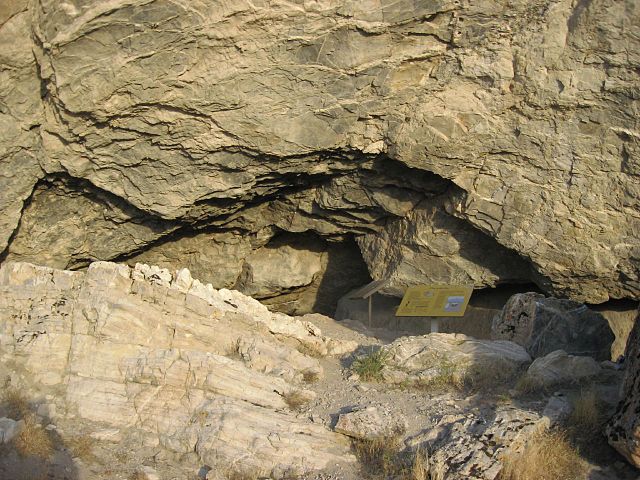 Bí ẩn bộ xương người khổng lồ trên núi đá giữa sa mạc châu Mỹ làm rối trí giới khoa học cả thế kỷ - ảnh 6