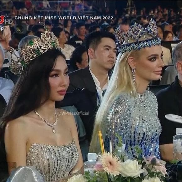 Tân Miss Supranational và Miss Universe bất ngờ hội ngộ, khung ảnh ''gấp đôi visual'' khiến fans sắc đẹp thích thú - ảnh 4