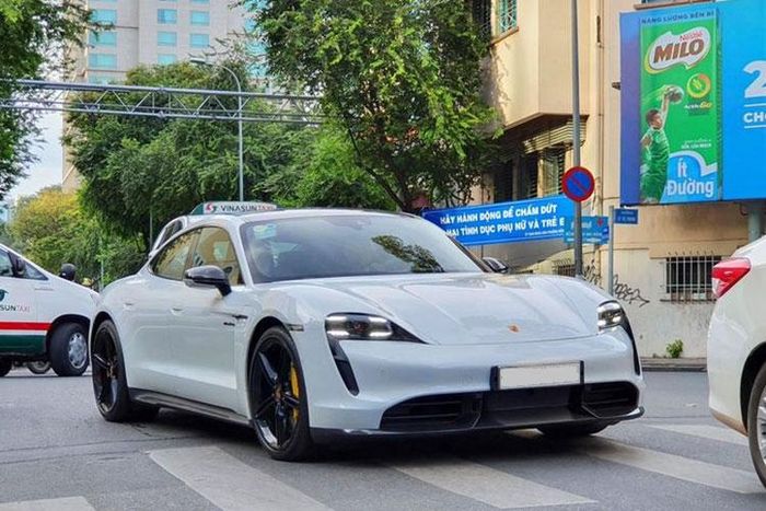 Lý do Porsche Taycan tại Việt Nam có thể giảm tới 700 triệu đồng? - ảnh 7