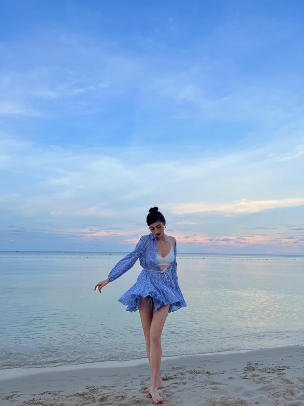 Hoa hậu Lương Thùy Linh khoe sắc vóc quyến rũ trên bãi biển - ảnh 3