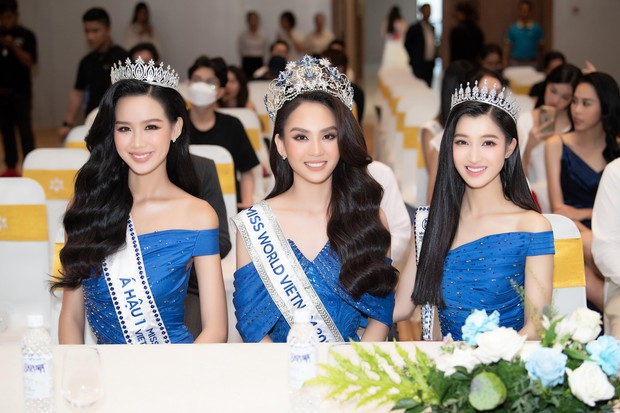 Nhan sắc xinh đẹp hút hồn của top 3 Miss World Vietnam 2022 tại sự kiện đầu tiên sau đăng quang - ảnh 1