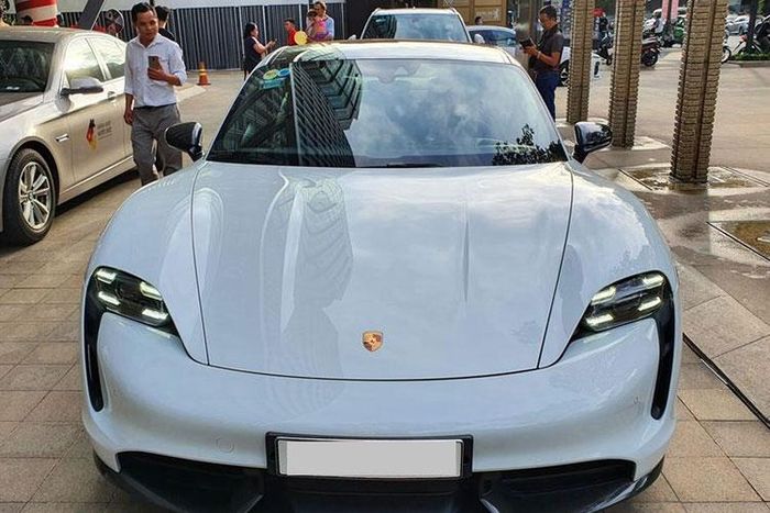 Lý do Porsche Taycan tại Việt Nam có thể giảm tới 700 triệu đồng? - ảnh 3