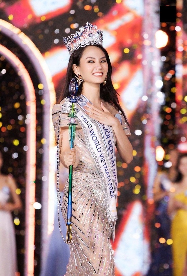 Gương mặt Miss World Vietnam 2022 Huỳnh Nguyễn Mai Phương có đạt chuẩn tỉ lệ vàng? - ảnh 1