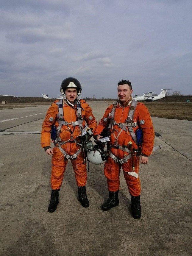 Phi công ''giỏi nhất của Không quân Ukraine'' qua đời - ảnh 6