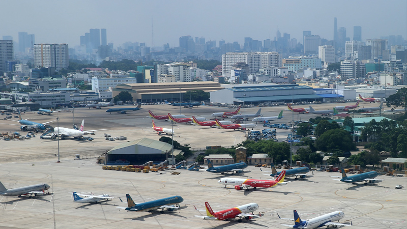 Tỷ lệ các chuyến bay đúng giờ của các hãng bay Việt giảm mạnh trong tháng 7/2022 - ảnh 1