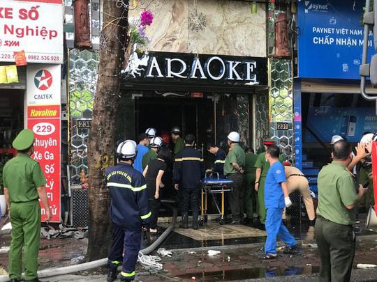 Điều tra vụ cháy quán karaoke làm 3 chiến sĩ hi sinh, rà soát toàn bộ quán karaoke, bar, vũ trường - ảnh 1