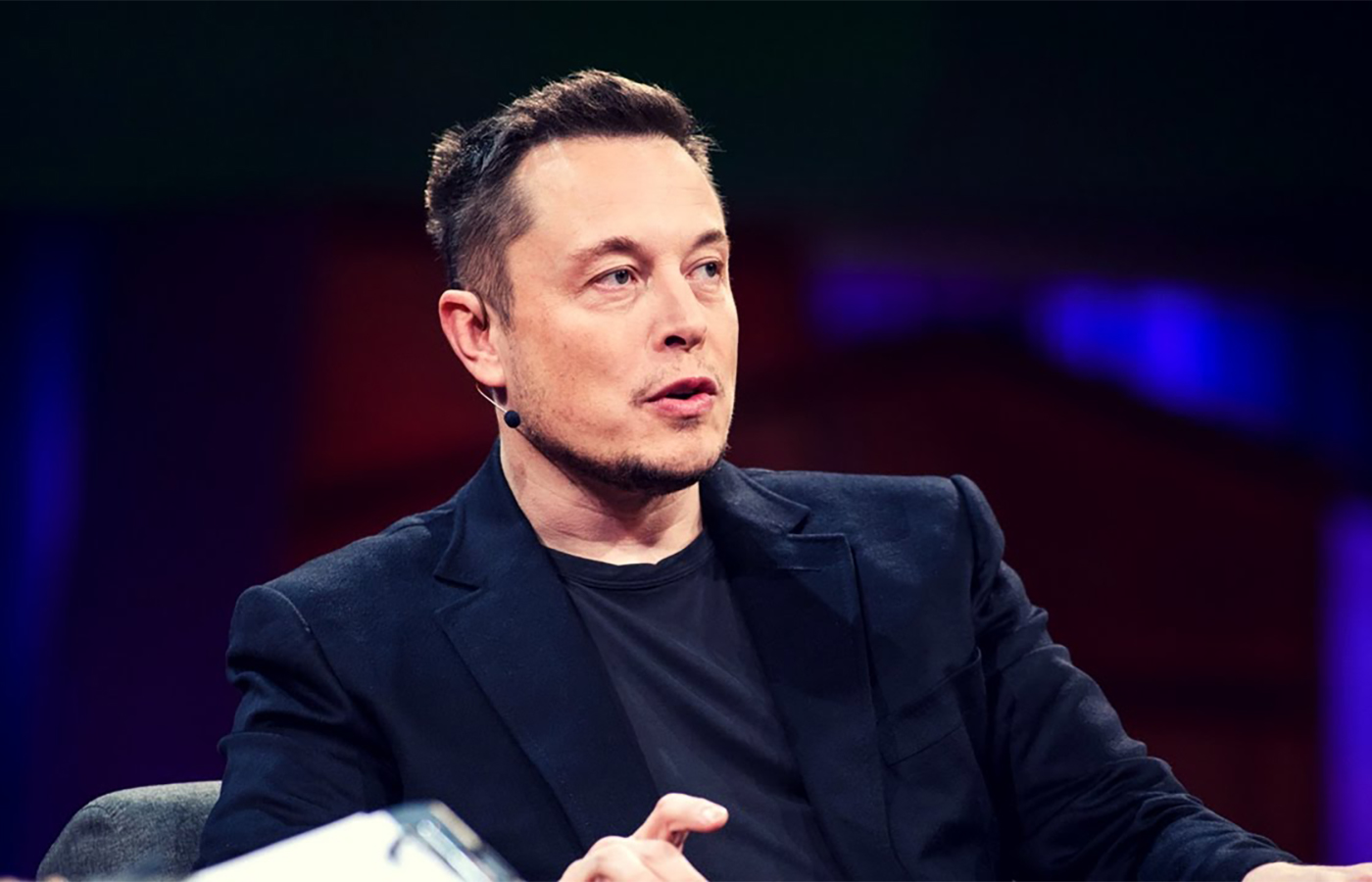 Thực hư vụ tỷ phú Elon Musk muốn mua lại MU - ảnh 1