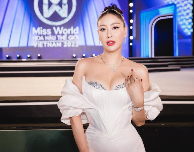 Dàn Hoa hậu đình đám diện trang sức đắt giá của Hera Jewelry & Diamonds dự chung kết Miss World Việt Nam - ảnh 3