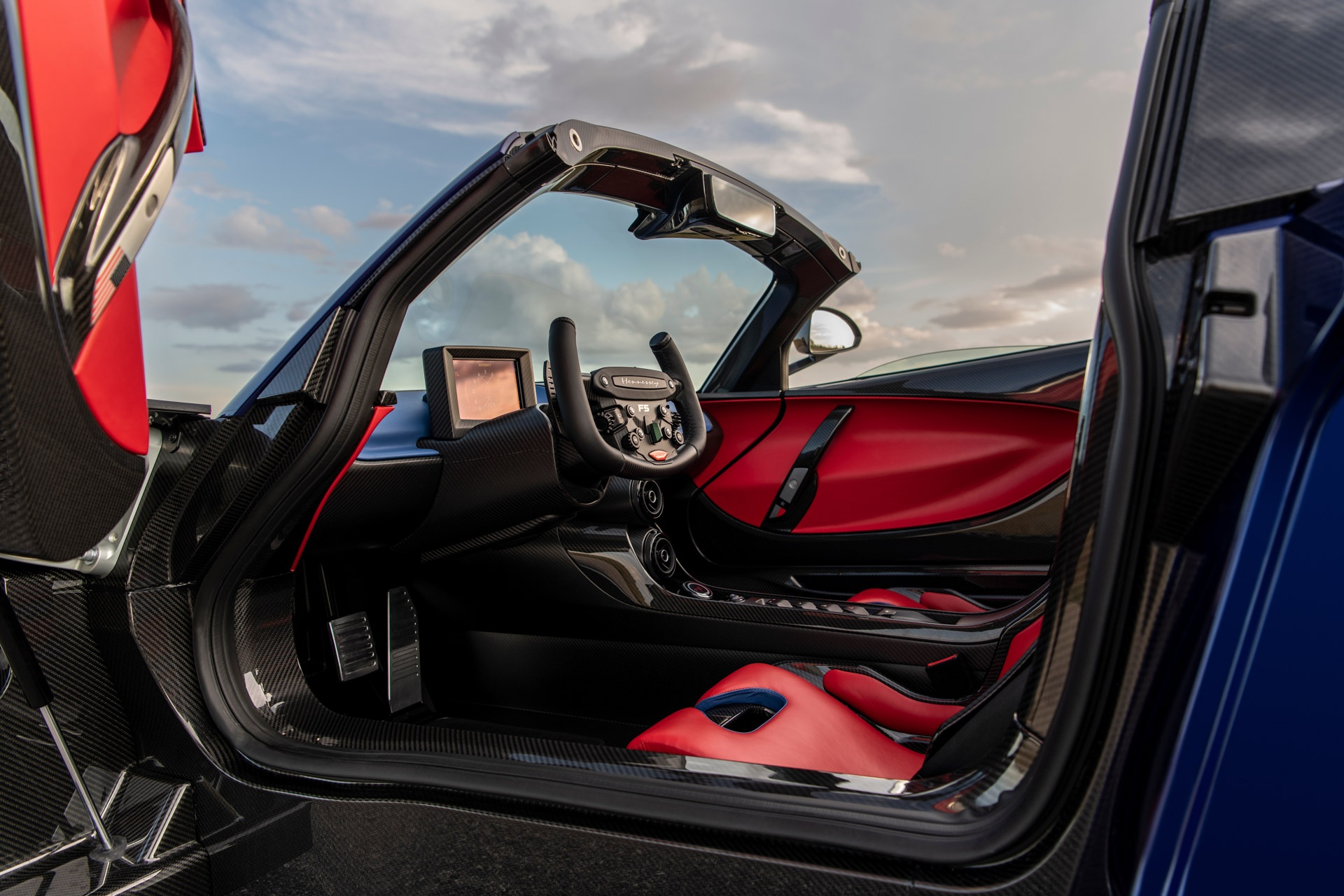 Hennessey Venom F5 Roadster - siêu xe mui trần mạnh hơn 1.800 mã lực - ảnh 7